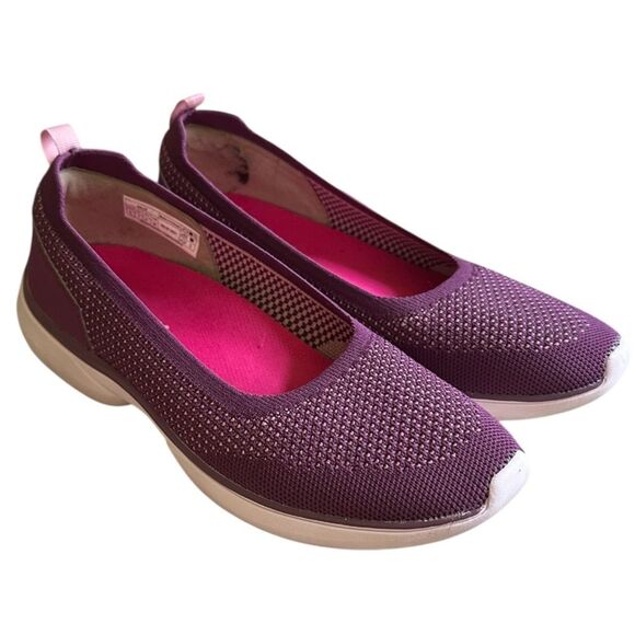 Vionic Kallie Womens Slip On Knit Sporty
Comfort Shoe. Purple. Size 9. EUC - Picture 2 of 8